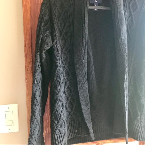 GAP Sweaters - Cozy Cable Knit Cardigan GAP Sweaters - Cozy Cable Knit Cardigan